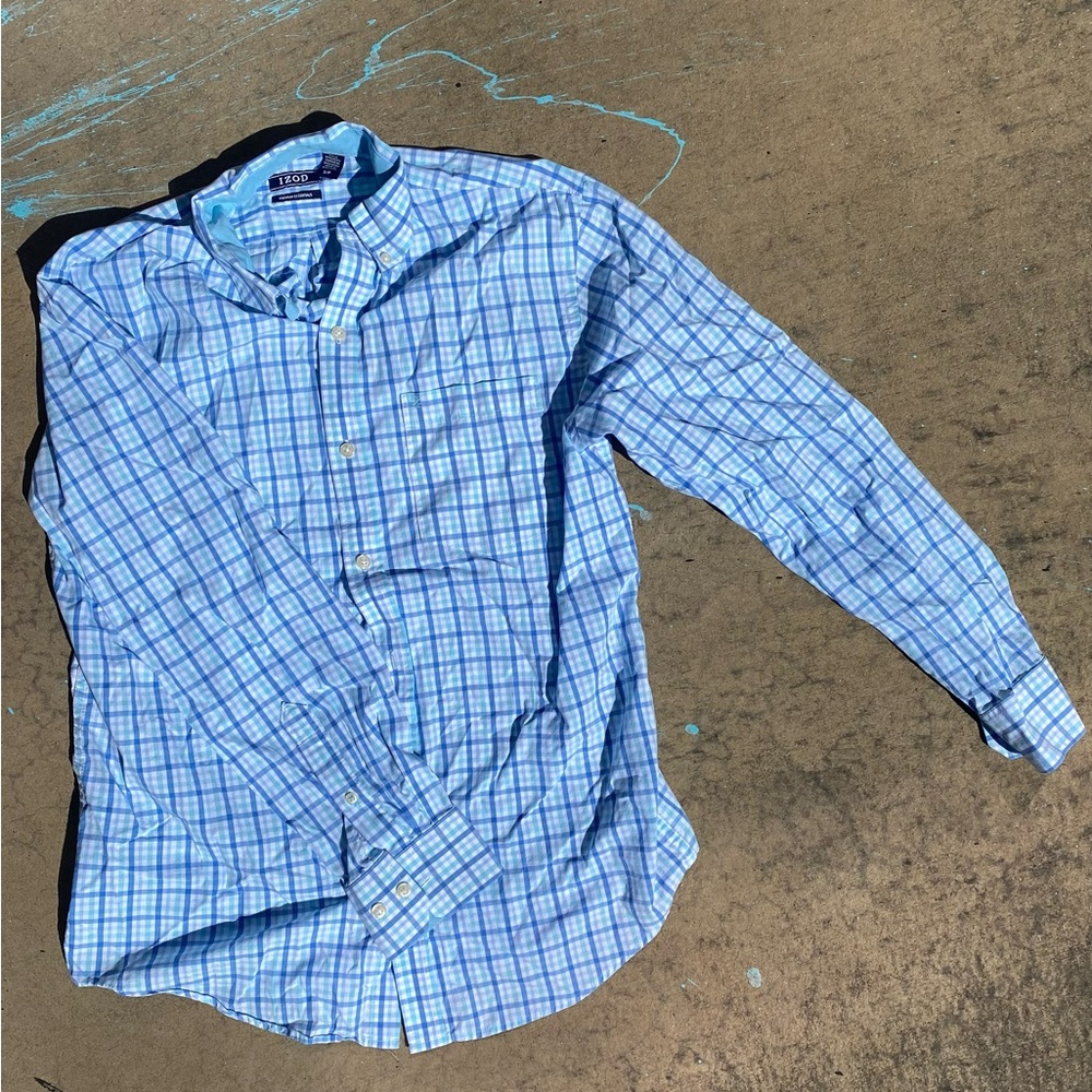 Men’s small casual button up shirt